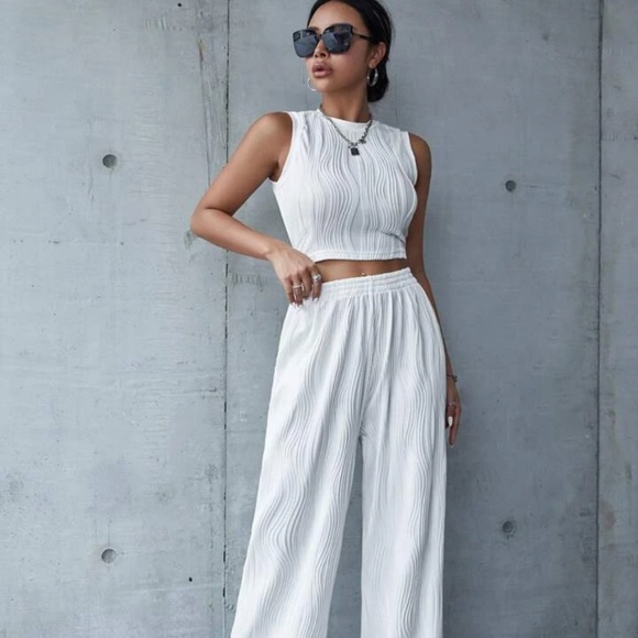 SHEIN 2 piece set - Picture 1 of 6